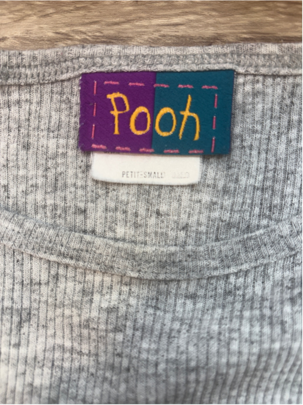 Vintage Y2K Disney Winnie The Pooh Long Sleeve Ribbed Tee Small Grey Red - Picture 4 of 7